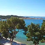 Apartments Beach アパート