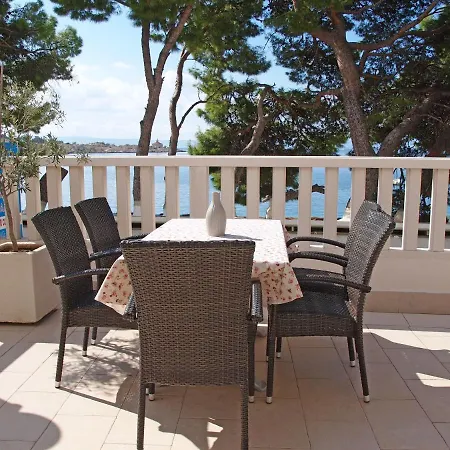 Apartments Beach * Makarska