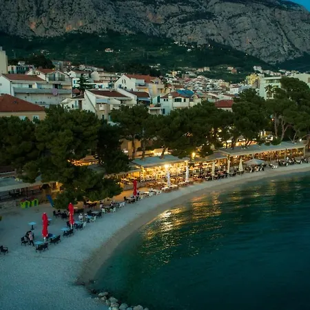 Apartments Beach * Makarska