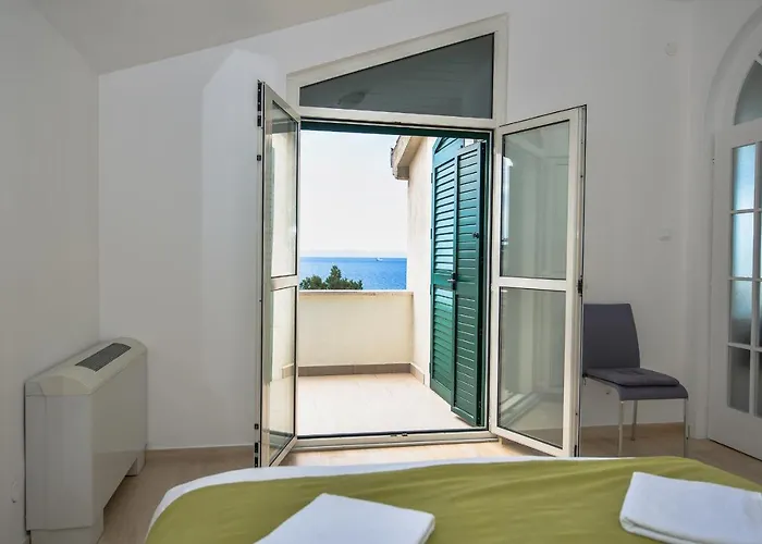 Apartments Beach Апартаменти *