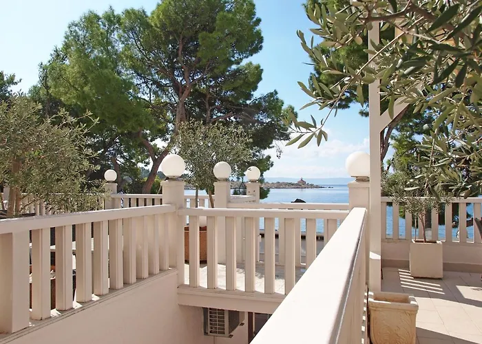 Apartments Beach Макарська