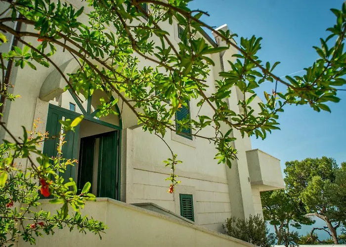 Апартаменти Apartments Beach Макарська